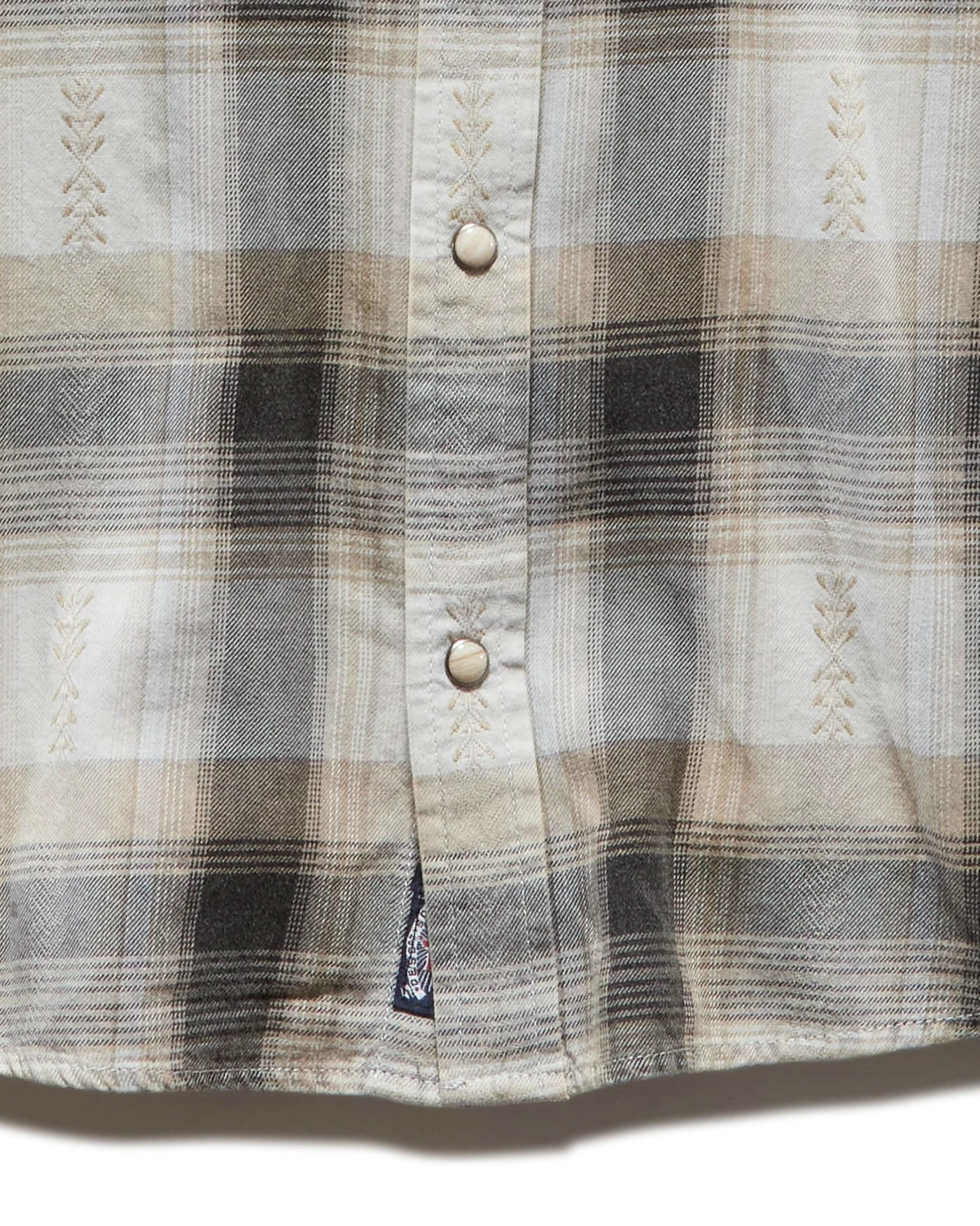 GROVETON VINTAGE WASHED SS WESTERN SHIRT (FINAL SALE) 4 GROVETON VINTAGE WASHED SS WESTERN SHIRT (FINAL SALE) - Image 4