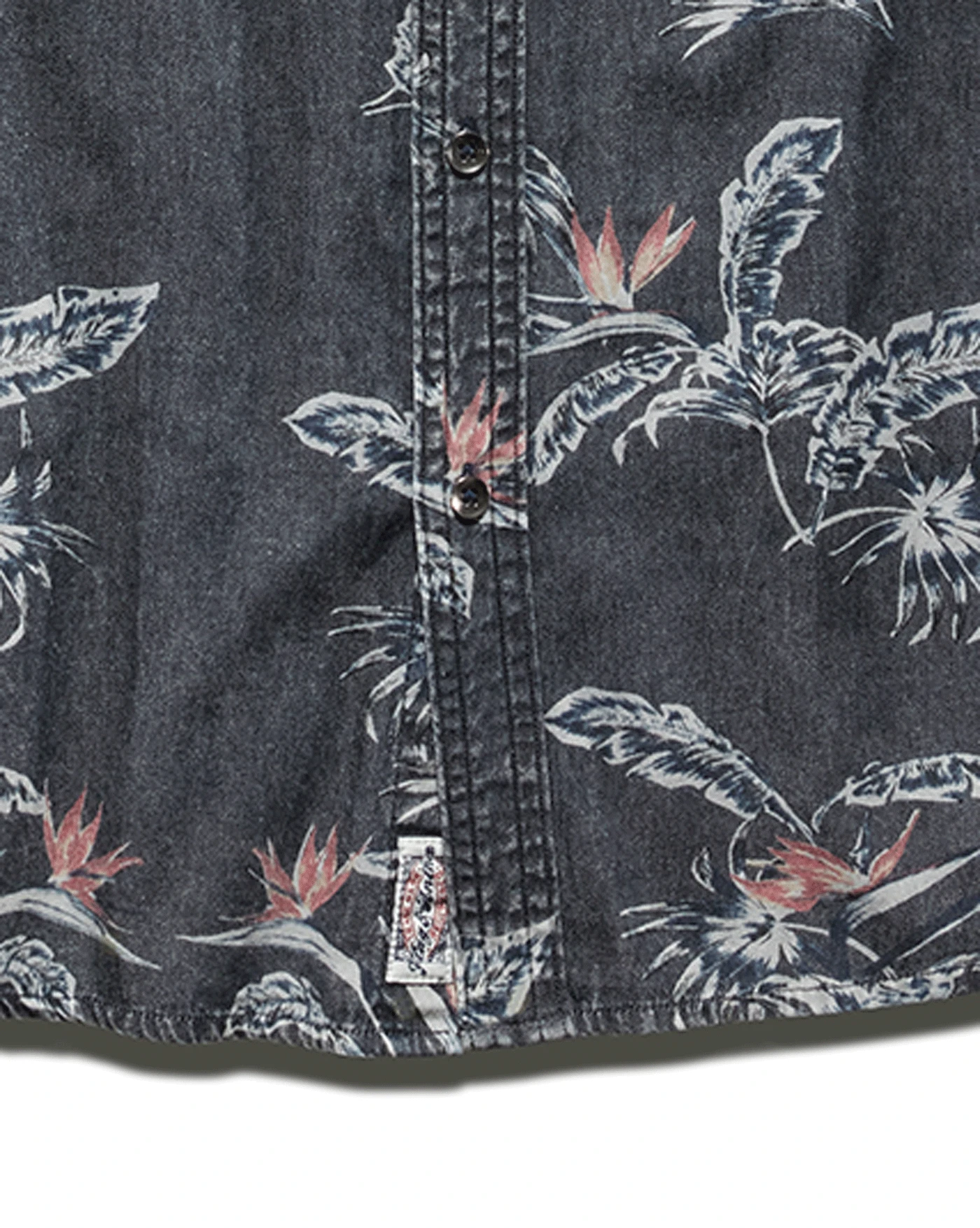 PINECREST PALM PRINT SHIRT (FINAL SALE) 6 PINECREST PALM PRINT SHIRT (FINAL SALE) - Image 6